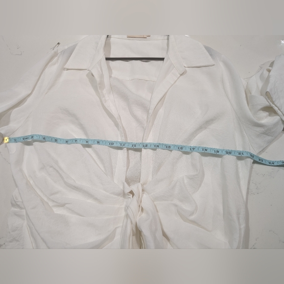 The viral "CHOOSY WHITE DRESS" Crosby St deep plunge ruched stretchy dress - Picture 7 of 9